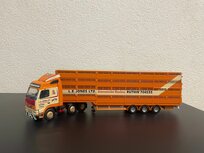 UITVERKOCHT! - Corgi CC12424 L.E. Jones Volvo FH
