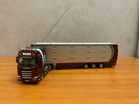 Scania VAEX S Highline CS20H 6x2 Tag Axle Livestock Trailer