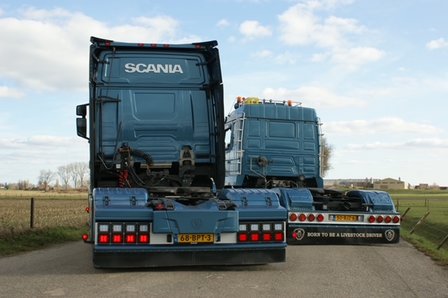 IMC Buurman Scania 4x2 Trucks (Special 2-pack Edition) 