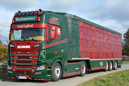 IMC Hachmeister Scania S Series Livestock Combination