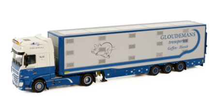 UITVERKOCHT! - WSI DAF XF Super Space Cab 4x2 Livestock Trailer - 3 Axle Gloudemans