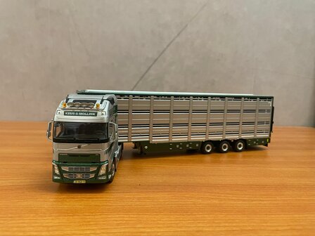 Keus en Mollink Volvo FH4 GLOB. XL 4x2 Livestock trailer 3 Axle