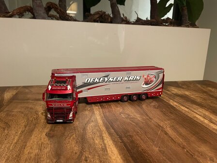 Volvo FH4 Glob. XL 4x2 + Live Stock Trailer - 3 axle