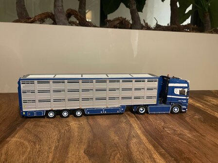 Peeters - de Bakker Scania Streamline Topline 4x2 Live Stock 3 axcle