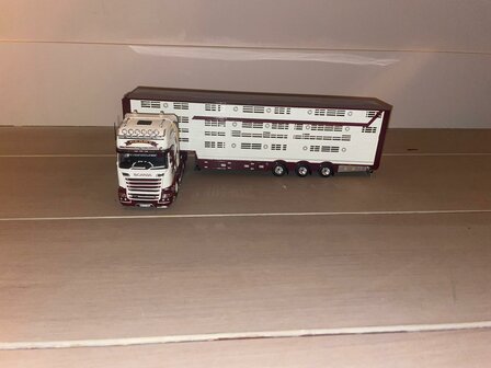 Geary Scania