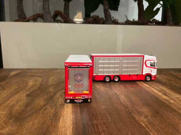 Bette Gris Scania S Series High Roof Livestock Combination