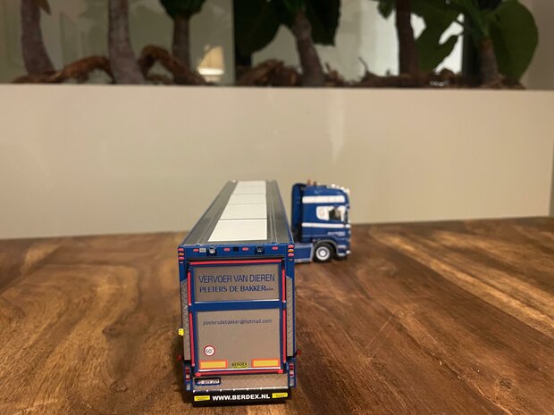 Peeters - de Bakker Scania Streamline Topline 4x2 Live Stock 3 axcle