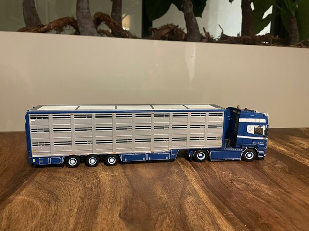Peeters - de Bakker Scania Streamline Topline 4x2 Live Stock 3 axcle
