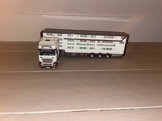 Geary Scania
